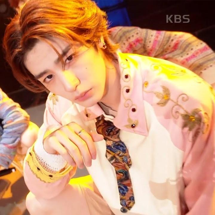 But Sometimes (Live) 海報