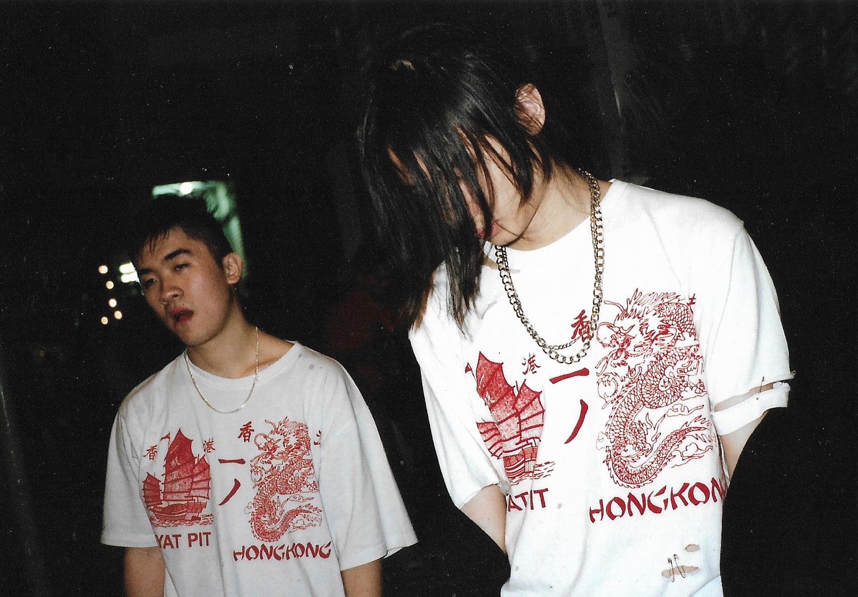 一丿(YAT PIT) 海报