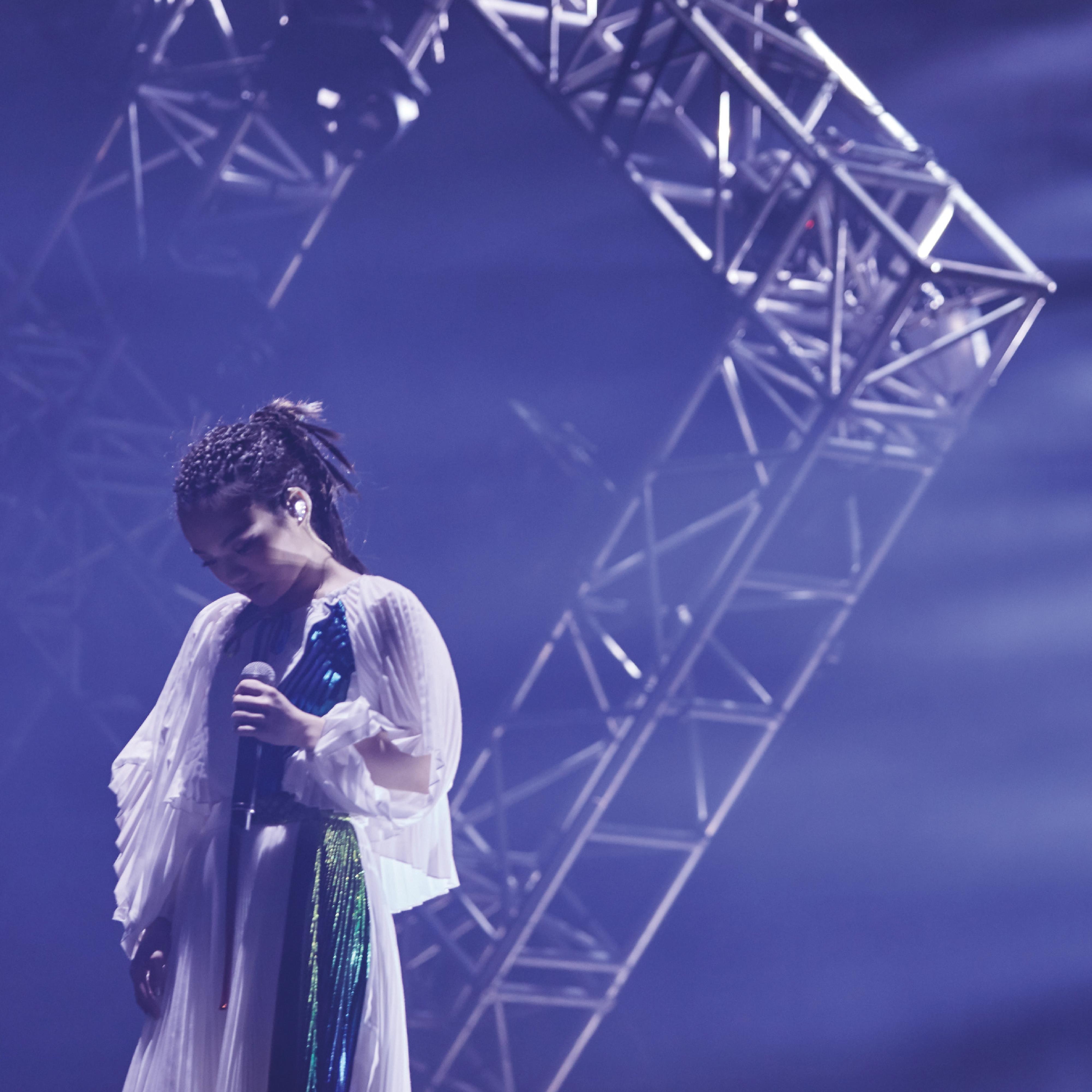 灰色 banner