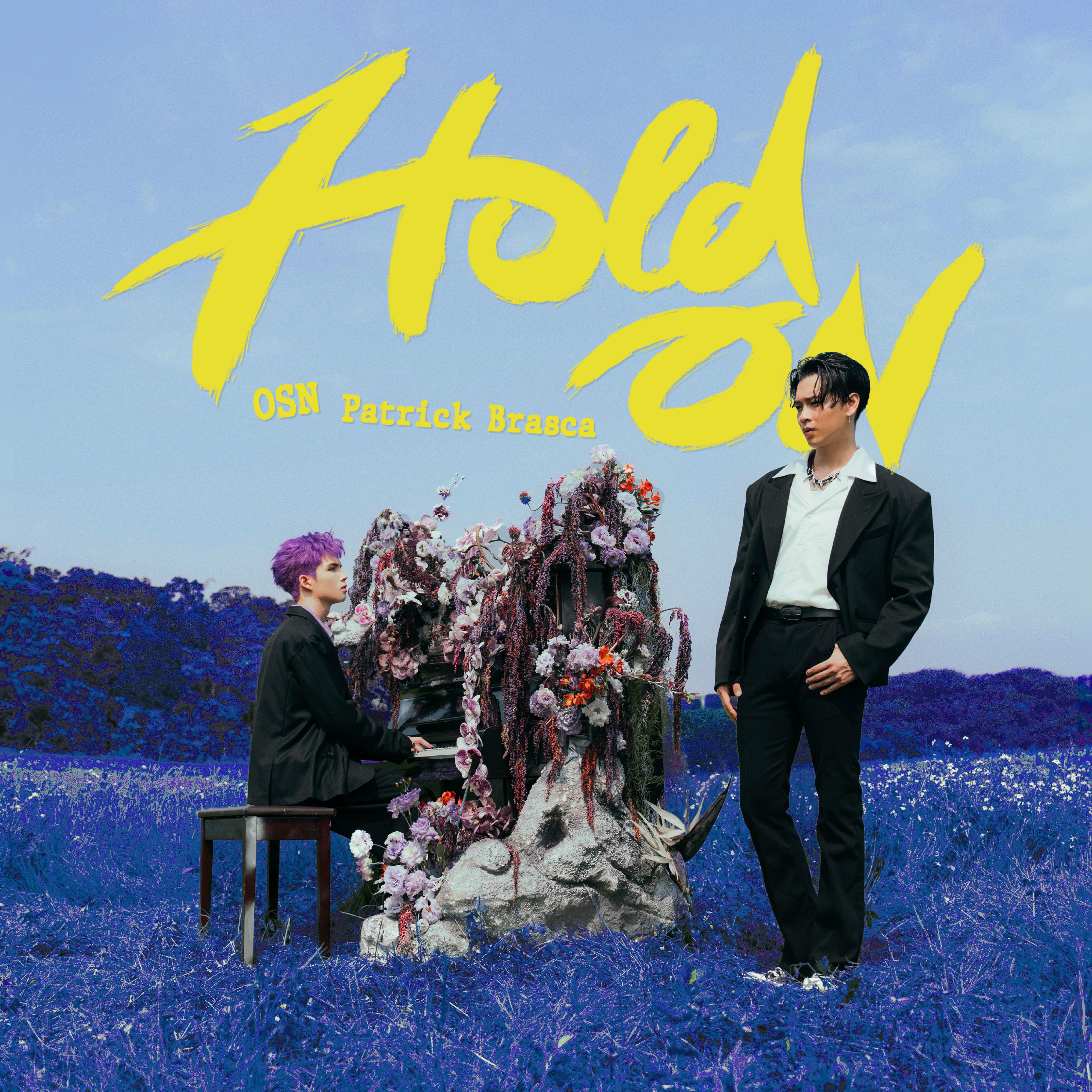 Hold On (Sped Up) 海報