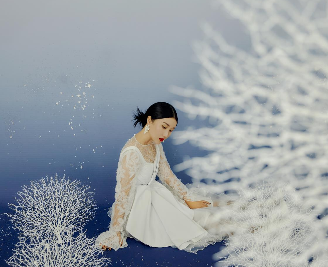蒋雪儿Snow.J