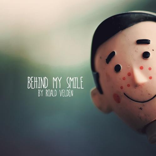 Behind My Smile专辑