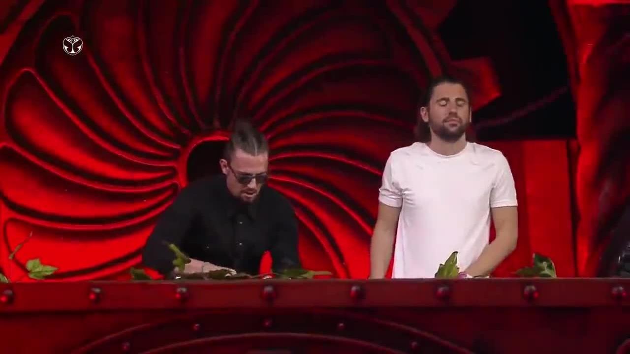 Dimitri Vegas & Like Mike - Live at Tomorrowland Brasil