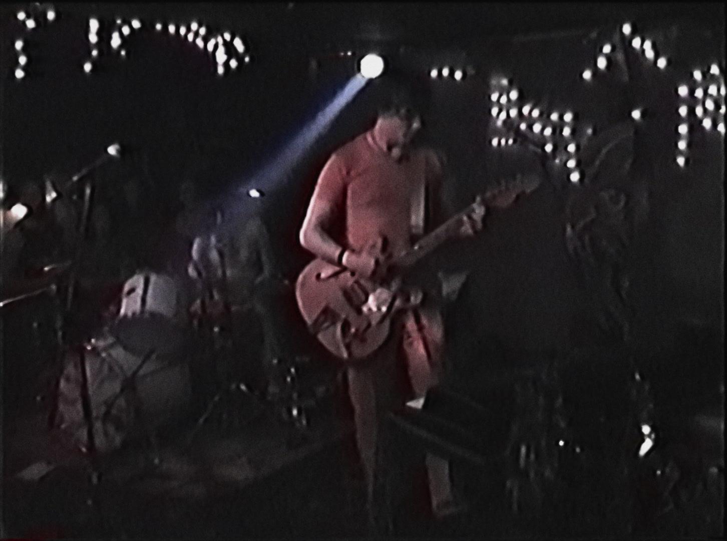 The White Stripes - I'm Finding It Harder To Be a Gentleman (Live at The Gold Dollar)