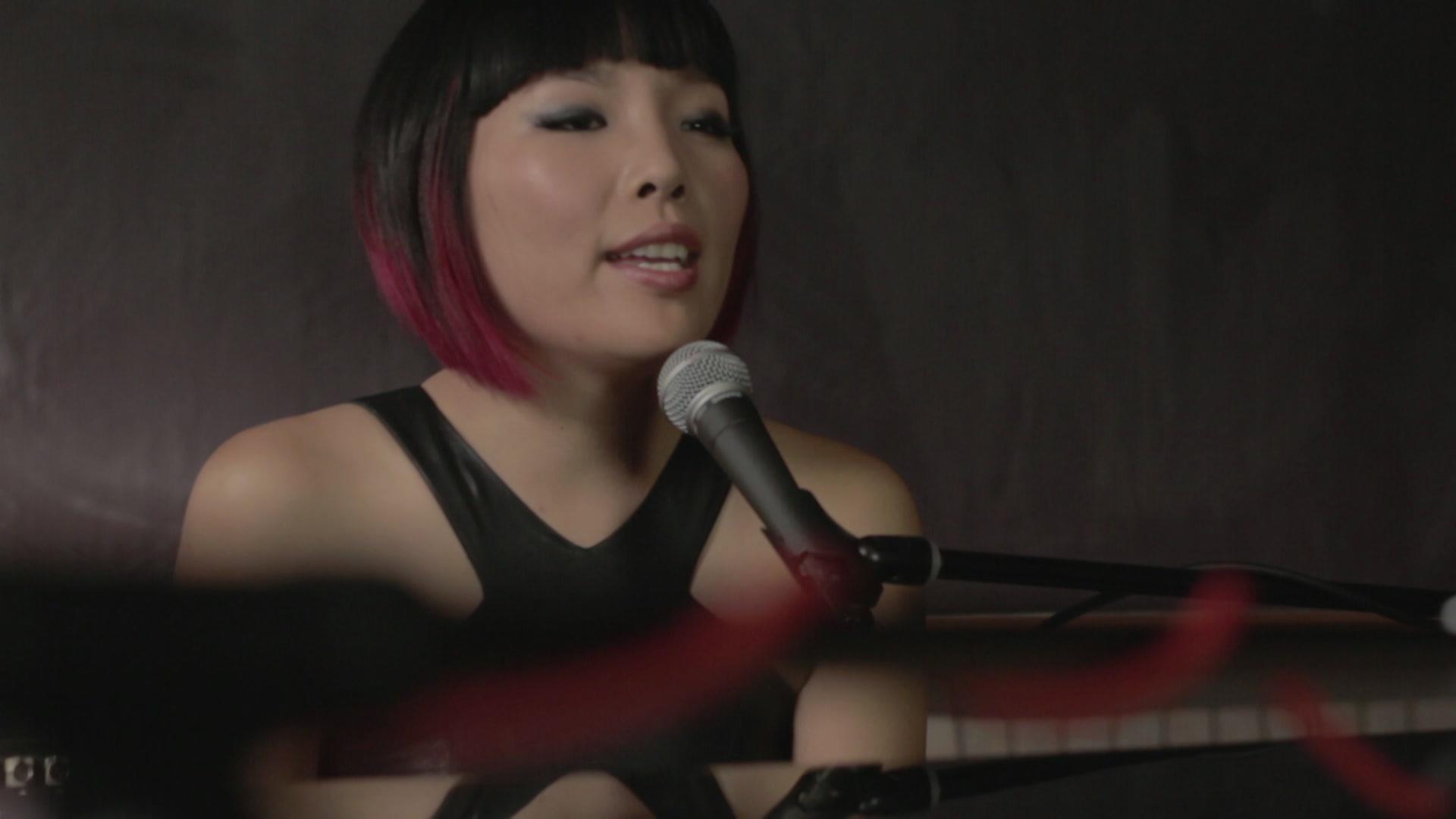 Dami Im - Super Love (Acoustic)