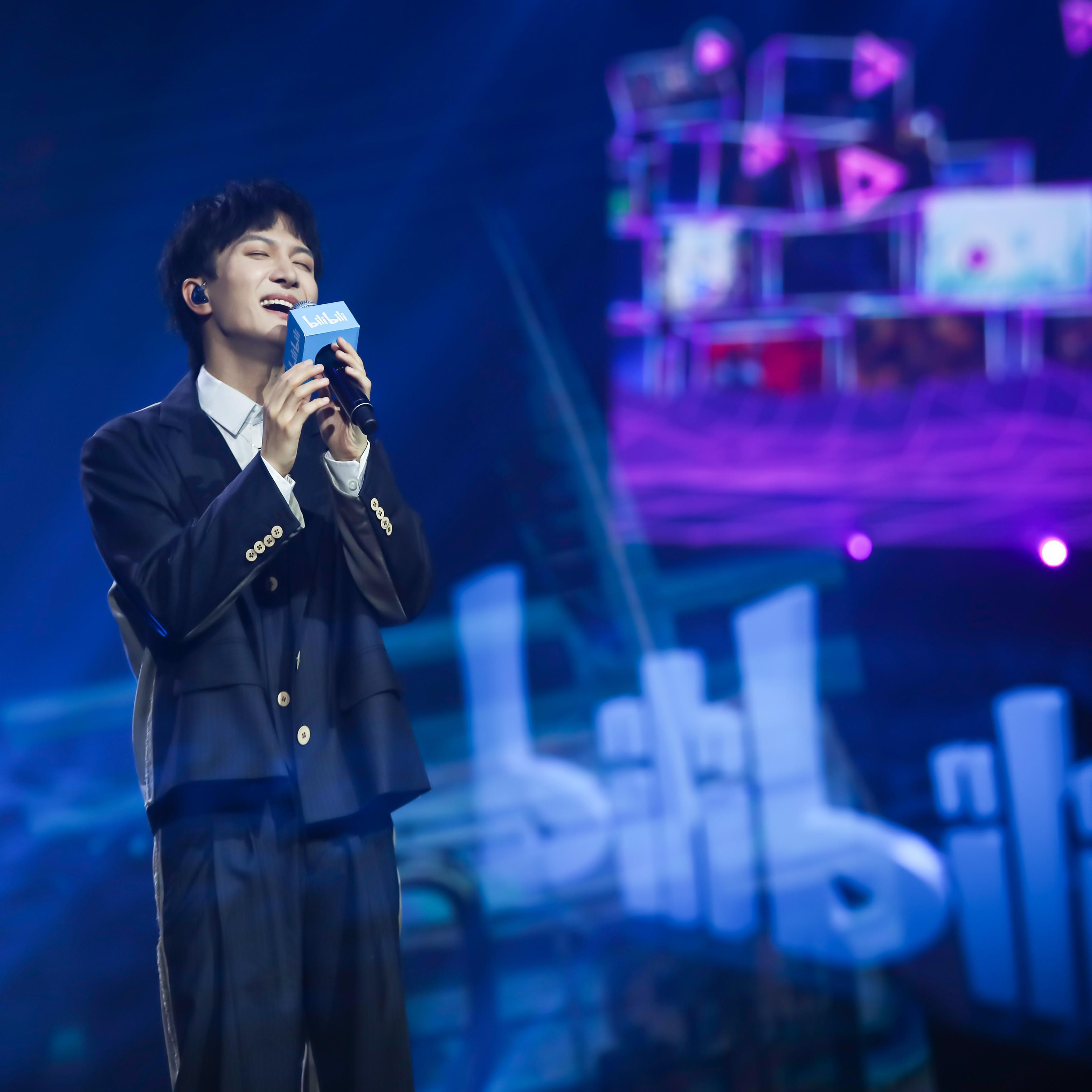 起風了 banner