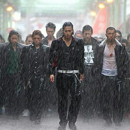 这是一个走路带风的歌单