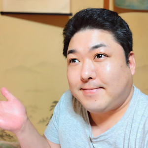 雨上がりの空に、虹が架かる