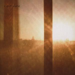 Right Here (feat. xxomm)