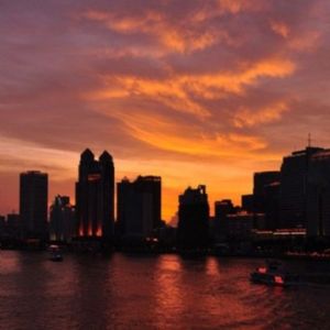 WAV《小丽的家乡》 伴奏