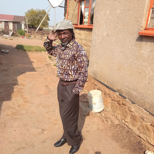 LIKHULU LIYEZA (Live)