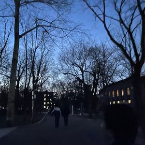 重返天空