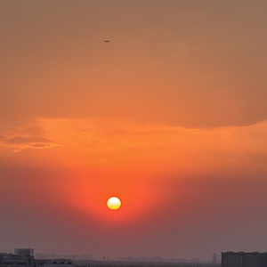 夕阳跌进酒杯里