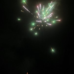 短暂交汇的星轨