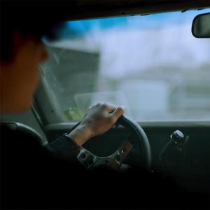 Hold You Tight (feat. Yavar)