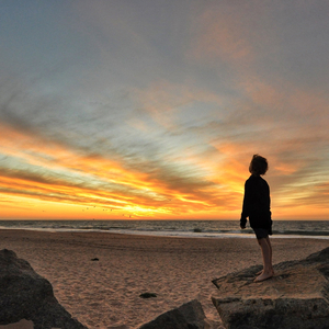 걱정이 가득한 밤의 위로