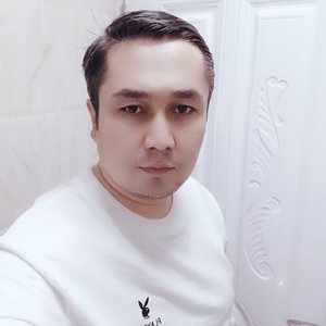 aho kuzlari 《亮亮的眼睛》