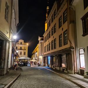 Zwischen Blöcken und Sternen