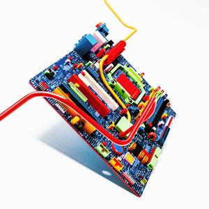 Bloe's Cloes (feat. Ben Finnis)