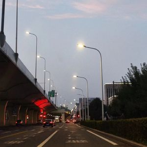 雨の日にお互いにすれ違う