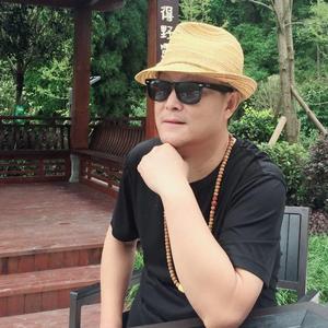 贝加尔湖畔 伴奏