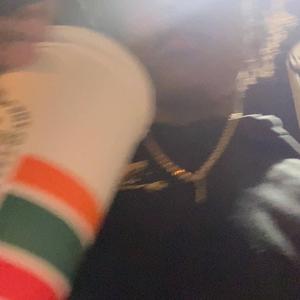 Left Never Right (feat. Dezzy)