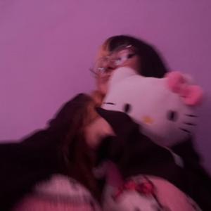 Hazard (Pretty Hello Kitty Girl) (feat. Myk1ssq)