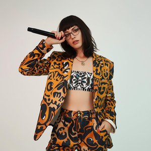 Talenan Kayu Dan Luka Iris