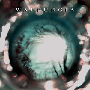 Pod pogrzebowym niebem (LIVE)