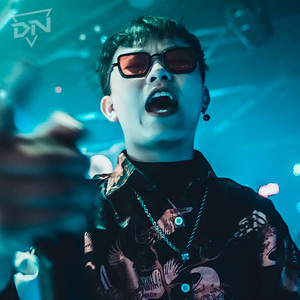 Khi Anh Qua Thung Lung