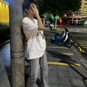 我现在freestyle（prod.by TrippieOwens）