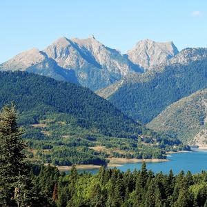 Trip to the peninsula of Aimos