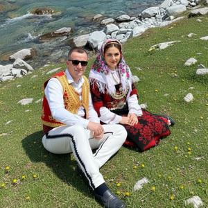 Vajz Rugovet