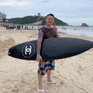 《我真怕有一天不爱这个世界了》