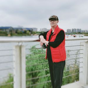 游击队员之歌 伴奏