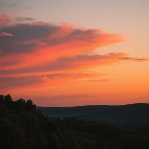 明天再见似梦迷