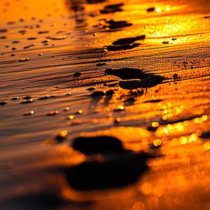 Footprints On The Sand (feat. Polina Chornaya)