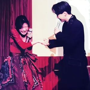时光如溪流淌