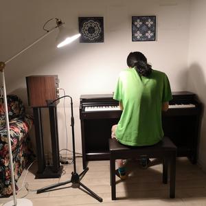 闭上眼睛我就会吻你（Demo）