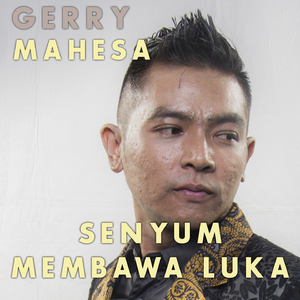 Senyum Membawa Luka