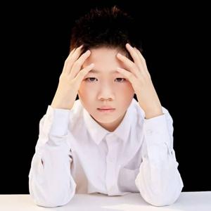 向上吧少年