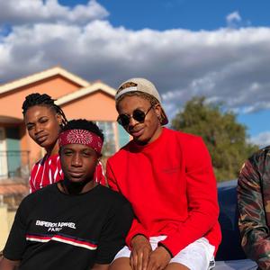 Uno (feat. Youngxavior)