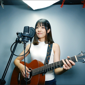 边走边唱（女声吉他弹唱）