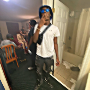 G-Star (feat. Lil Kam)