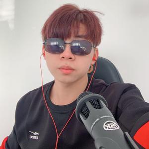 颤音王位谁敢夺半拍 伴奏