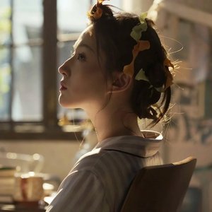 我完全 而绝对的 主持着我