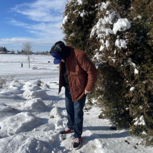 ur fingertips , my collarbone