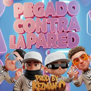 Pegado Contra La Pared