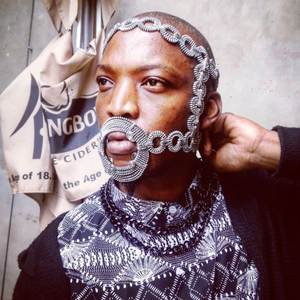 Mali (feat. Swytz Dipompong)