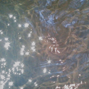 Be Water (feat. Fergie)